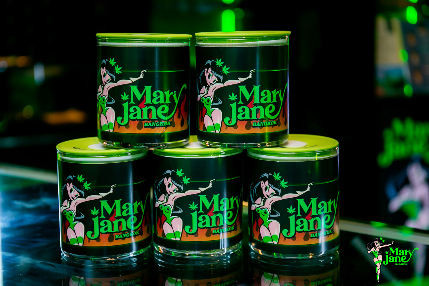 Mary Jane ekkamai cannabis store discounts for big buyers